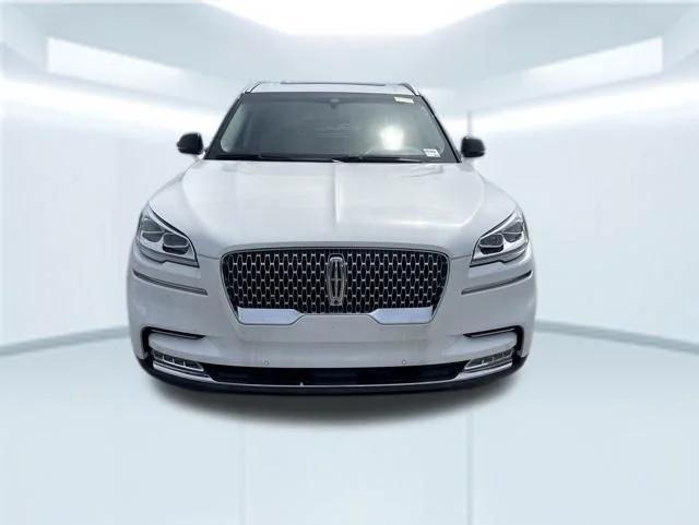 lincoln aviator 2020 5LM5J7XC5LGL31981 image lincoln aviator 2020 5LM5J7XC5LGL31981 image