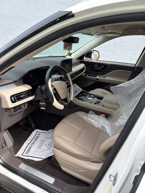 lincoln aviator 2020 5LM5J6WC7LGL31914 image lincoln aviator 2020 5LM5J6WC7LGL31914 image
