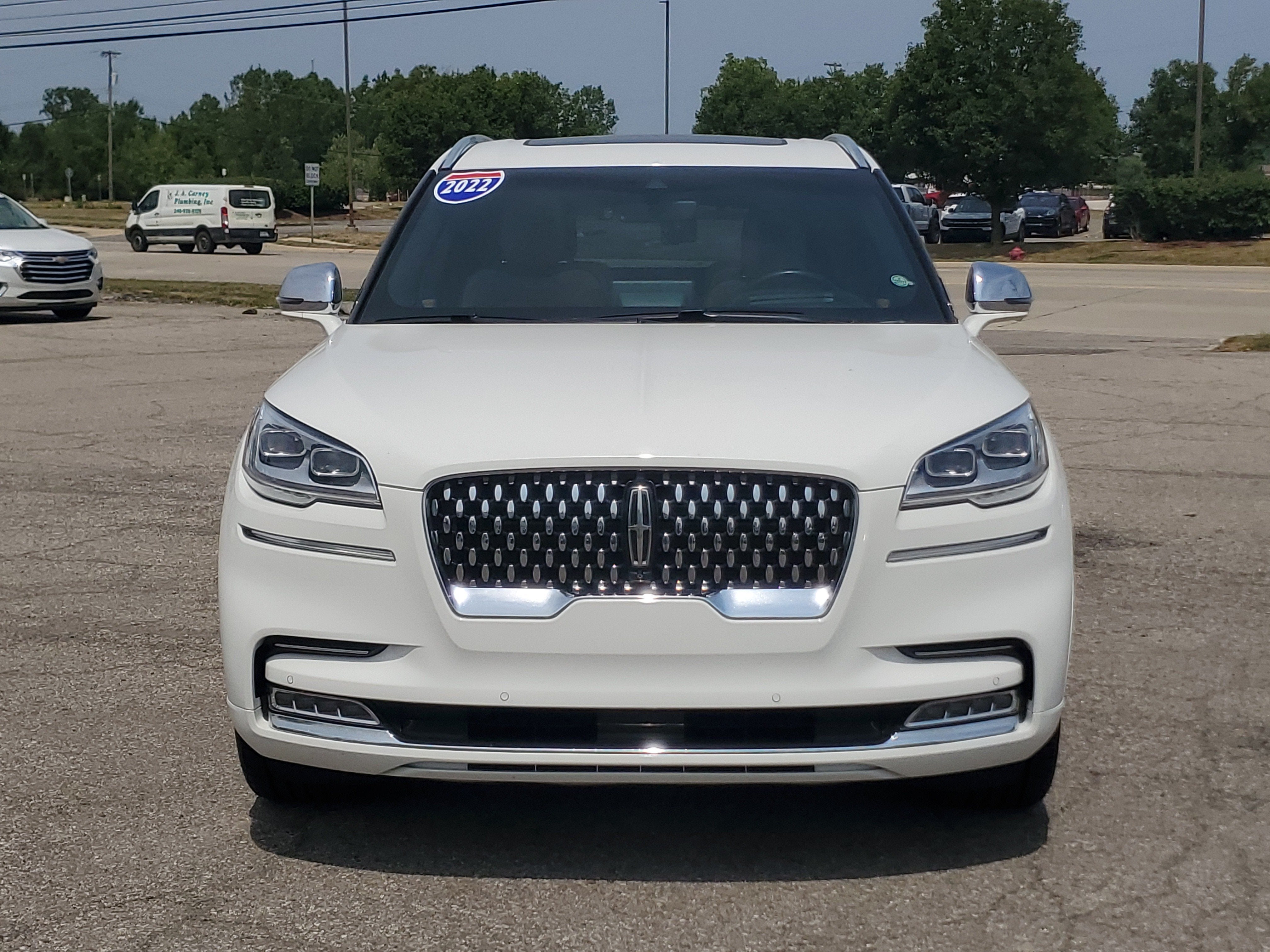 lincoln aviator 2022 5LM5J9XC4NGL21747 image lincoln aviator 2022 5LM5J9XC4NGL21747 image