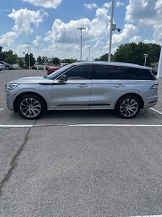 lincoln aviator 2022 5LMYJ8XY7NNL00910 image lincoln aviator 2022 5LMYJ8XY7NNL00910 image