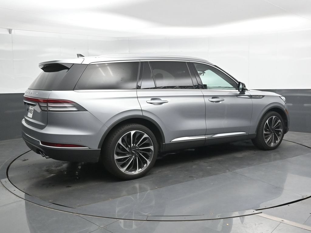 lincoln aviator 2022 5LM5J7XC4NGL04998 image