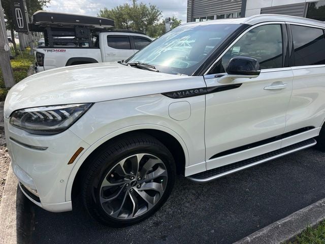 lincoln aviator 2022 5LMYJ8XY5NNL01988 image lincoln aviator 2022 5LMYJ8XY5NNL01988 image