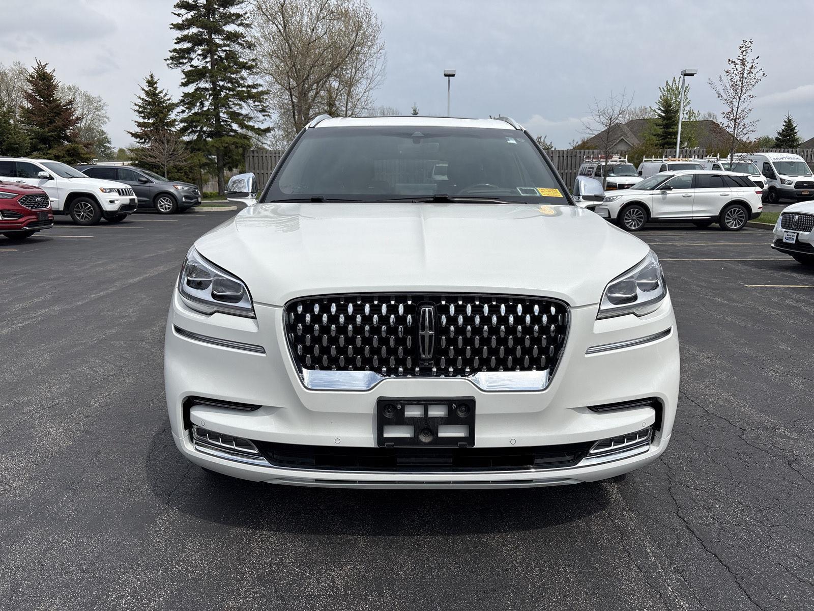 lincoln aviator 2022 5LM5J9XC1NGL14352 image lincoln aviator 2022 5LM5J9XC1NGL14352 image