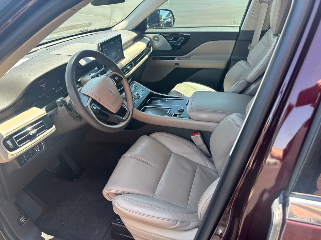 lincoln aviator 2022 5LMYJ8XY4NNL00511 image lincoln aviator 2022 5LMYJ8XY4NNL00511 image