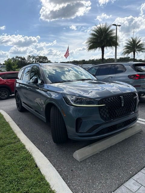 lincoln aviator 2025 5LM5J7WC6SGL21086 image lincoln aviator 2025 5LM5J7WC6SGL21086 image