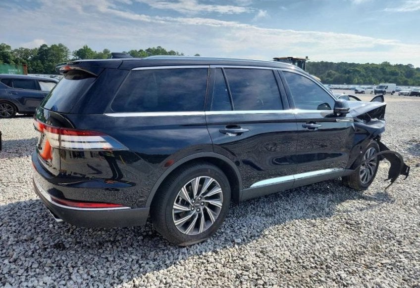 lincoln aviator 2025 5LM5J6WC2SGL15957 image lincoln aviator 2025 5LM5J6WC2SGL15957 image