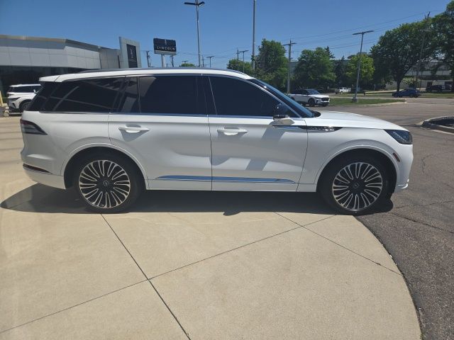lincoln aviator 2025 5LM5J9XC4SGL03518 image lincoln aviator 2025 5LM5J9XC4SGL03518 image