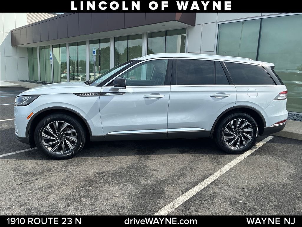 lincoln aviator 2025 5LM5J6XC0SGL16863 image lincoln aviator 2025 5LM5J6XC0SGL16863 image