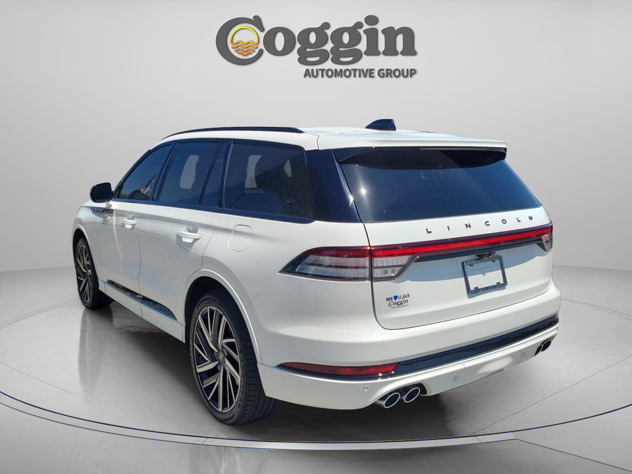 lincoln aviator 2025 5LM5J9XC5SGL01051 image lincoln aviator 2025 5LM5J9XC5SGL01051 image