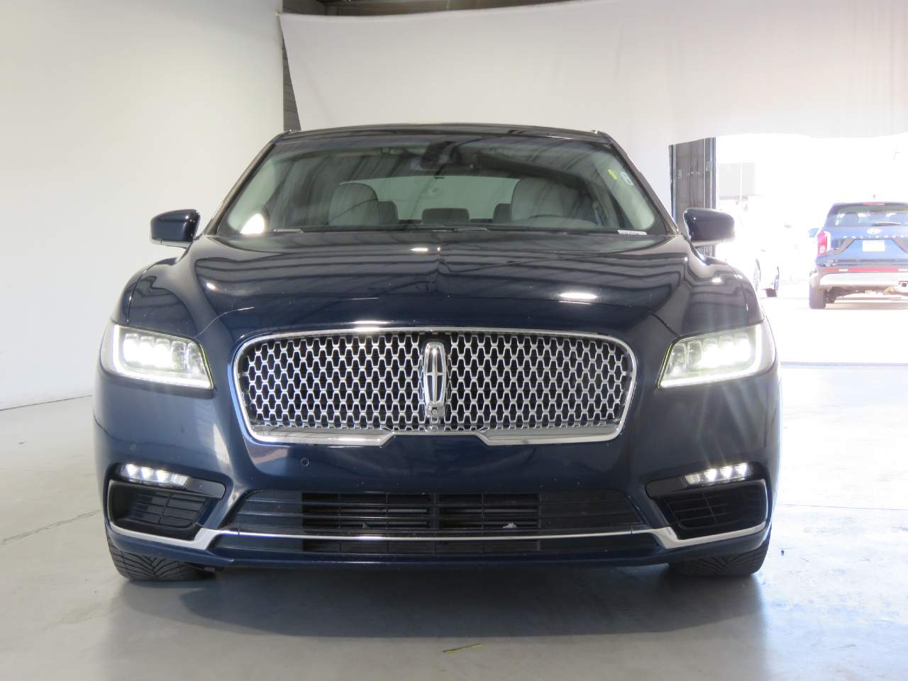 lincoln continental 2017 1LN6L9BC9H5627206 image lincoln continental 2017 1LN6L9BC9H5627206 image