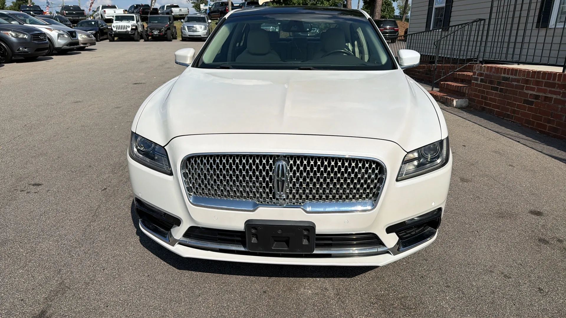 lincoln continental 2017 1LN6L9RP2H5609459 image lincoln continental 2017 1LN6L9RP2H5609459 image