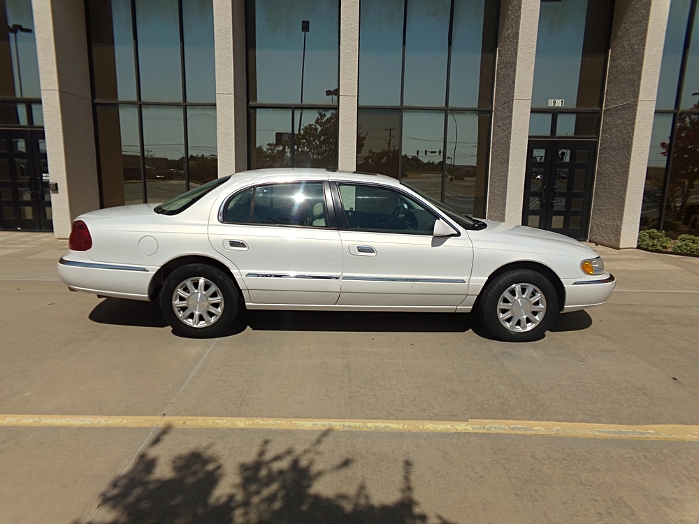 lincoln continental 2002 1LNHM97V22Y605991 image lincoln continental 2002 1LNHM97V22Y605991 image
