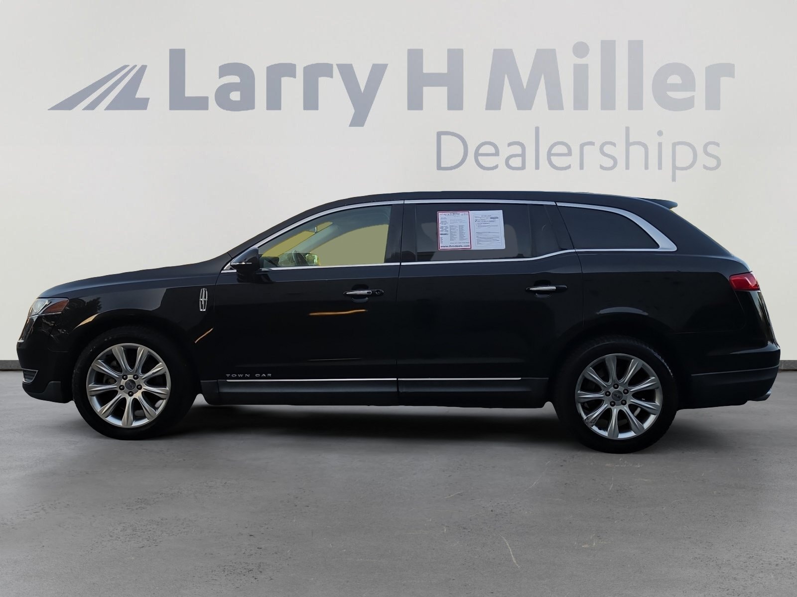 lincoln mkt 2019 2LMHJ5AT1KBL01383 image lincoln mkt 2019 2LMHJ5AT1KBL01383 image