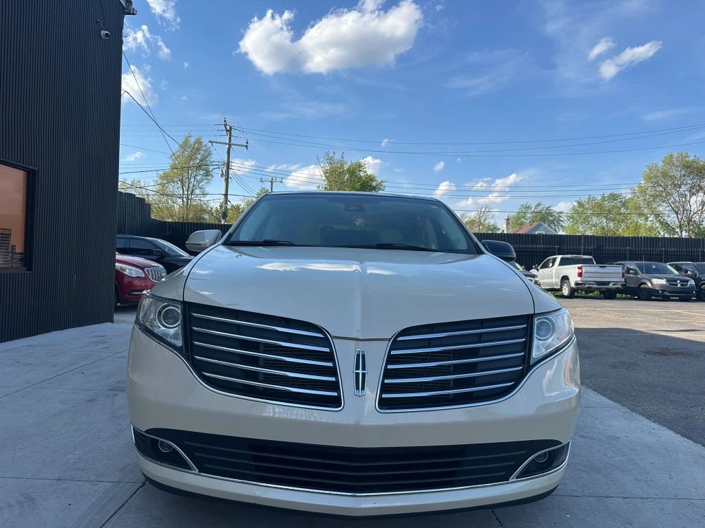 lincoln mkt 2018 2LMHJ5AT2JBL00502 image lincoln mkt 2018 2LMHJ5AT2JBL00502 image