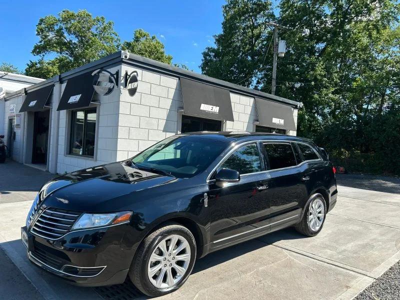 lincoln mkt 2018 2LMHJ5FK6JBL02592 image lincoln mkt 2018 2LMHJ5FK6JBL02592 image