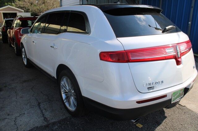 lincoln mkt 2018 2LMHJ5AT0JBL00210 image lincoln mkt 2018 2LMHJ5AT0JBL00210 image