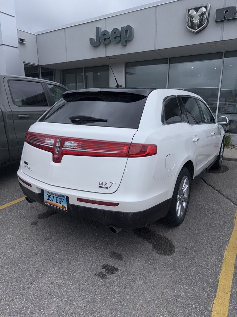 lincoln mkt 2014 2LMHJ5ATXEBL55222 image lincoln mkt 2014 2LMHJ5ATXEBL55222 image