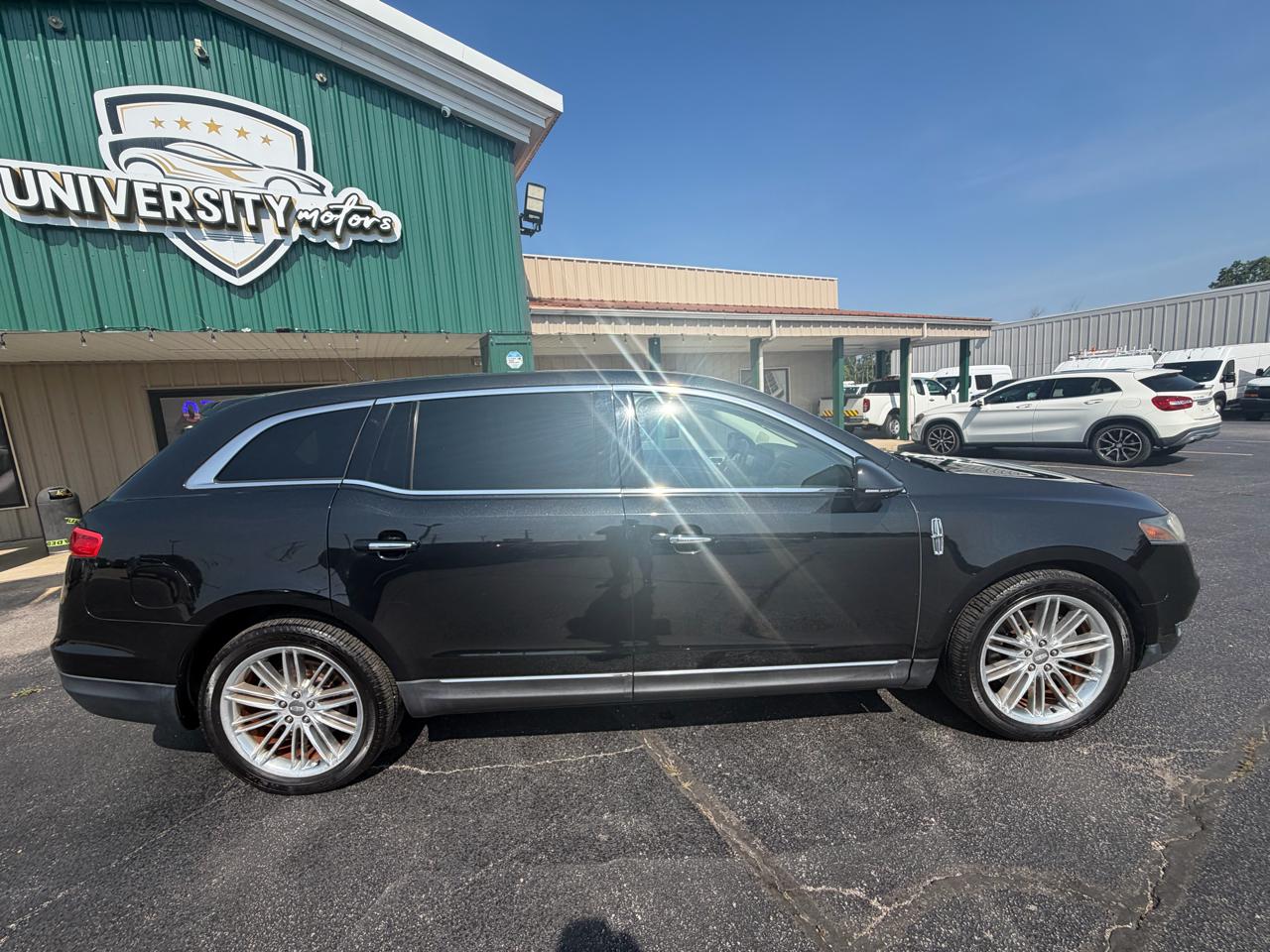 lincoln mkt 2014 2LMHJ5AT7EBL52729 image lincoln mkt 2014 2LMHJ5AT7EBL52729 image