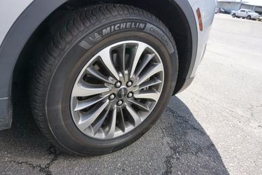 lincoln nautilus 2019 2LMPJ8KP5KBL56529 image lincoln nautilus 2019 2LMPJ8KP5KBL56529 image