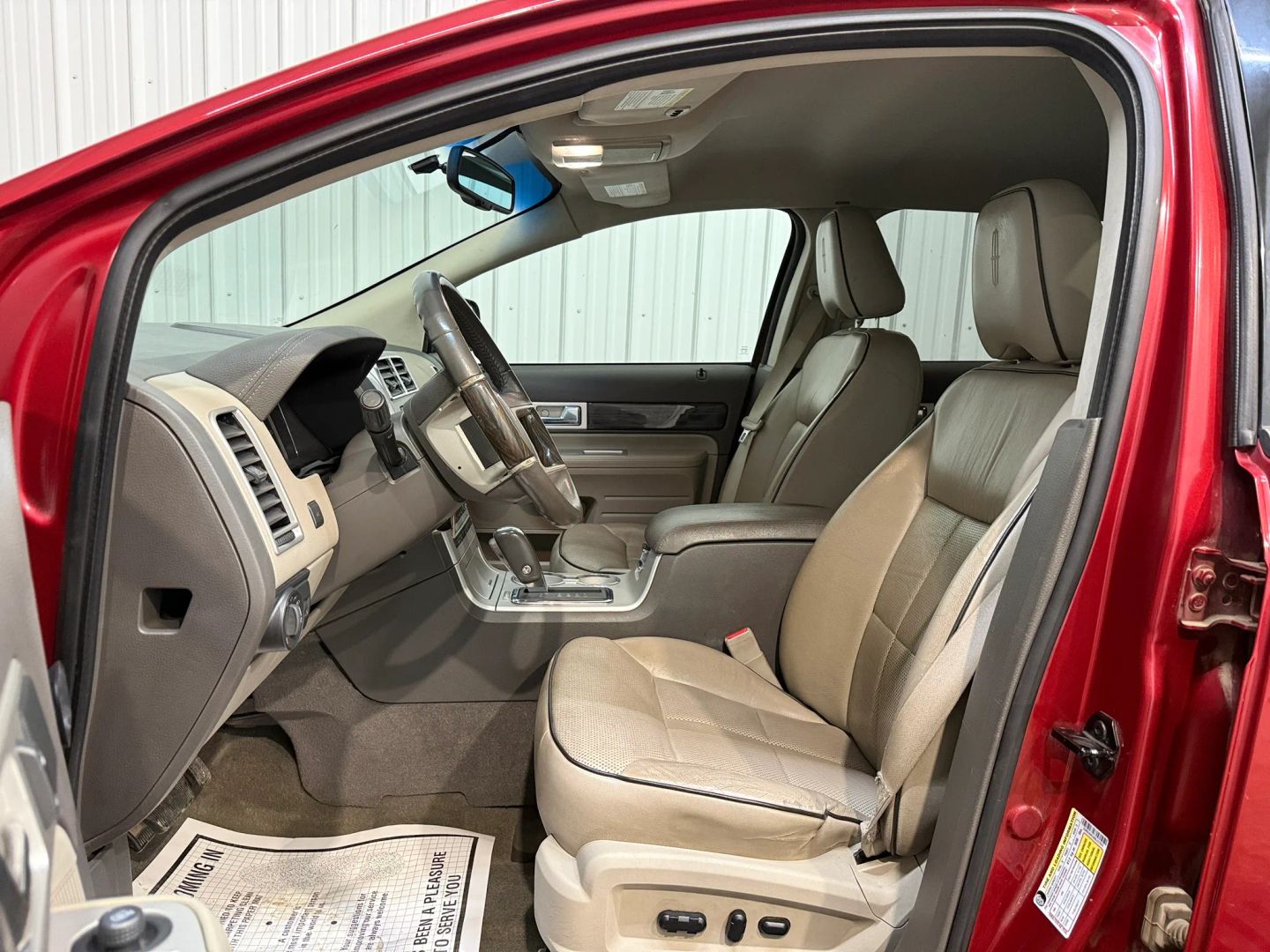 lincoln mkx 2008 2LMDU88C08BJ37954 image lincoln mkx 2008 2LMDU88C08BJ37954 image