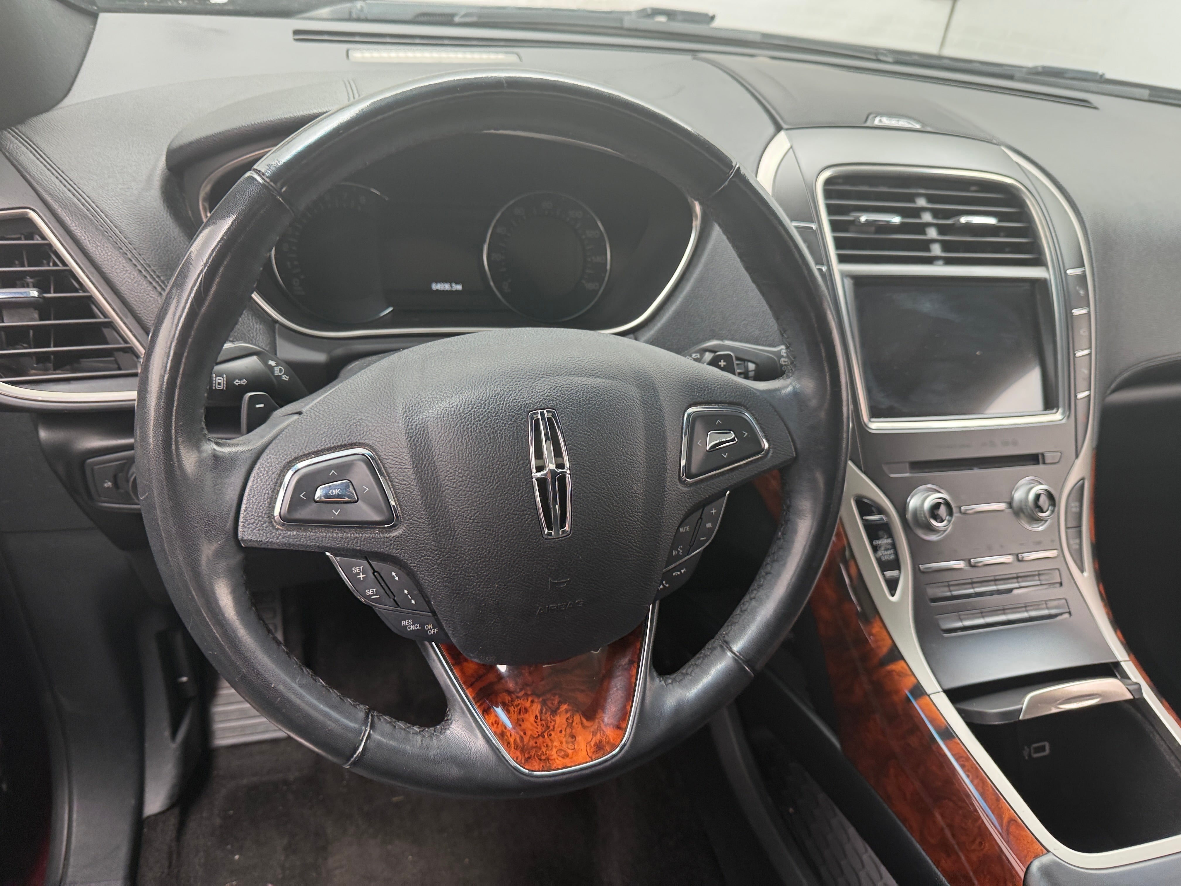 lincoln mkx 2018 2LMPJ6LP3JBL43490 image lincoln mkx 2018 2LMPJ6LP3JBL43490 image