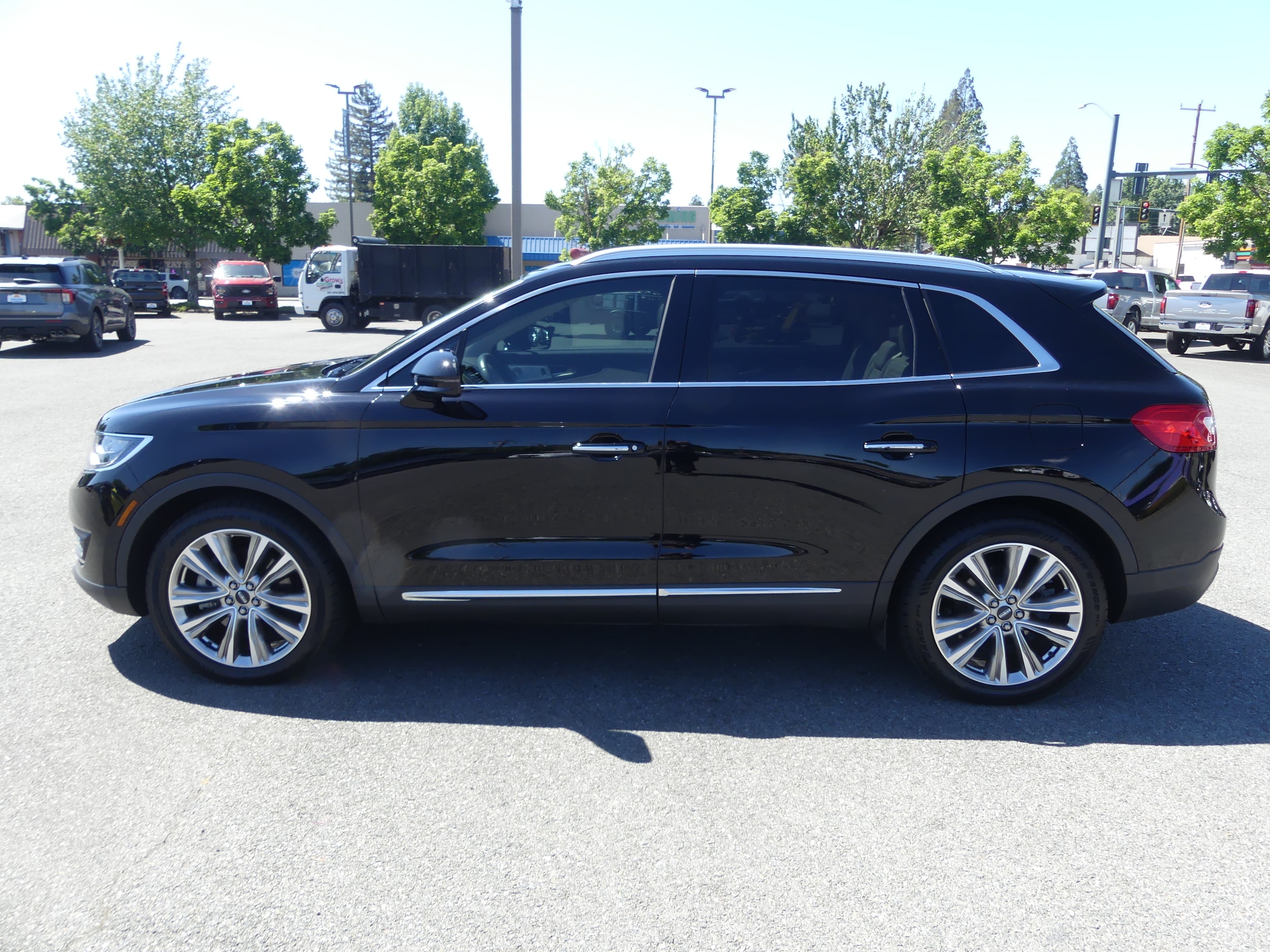 lincoln mkx 2018 2LMPJ8LP6JBL41860 image lincoln mkx 2018 2LMPJ8LP6JBL41860 image