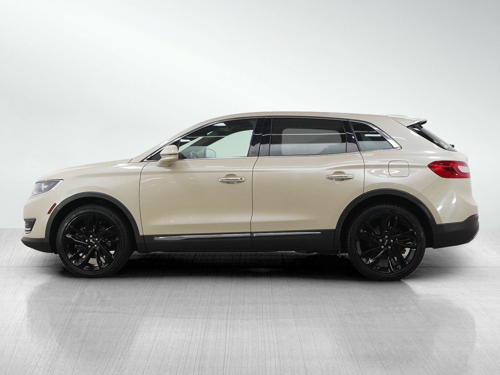 lincoln mkx 2018 2LMPJ8LR7JBL20260 image lincoln mkx 2018 2LMPJ8LR7JBL20260 image