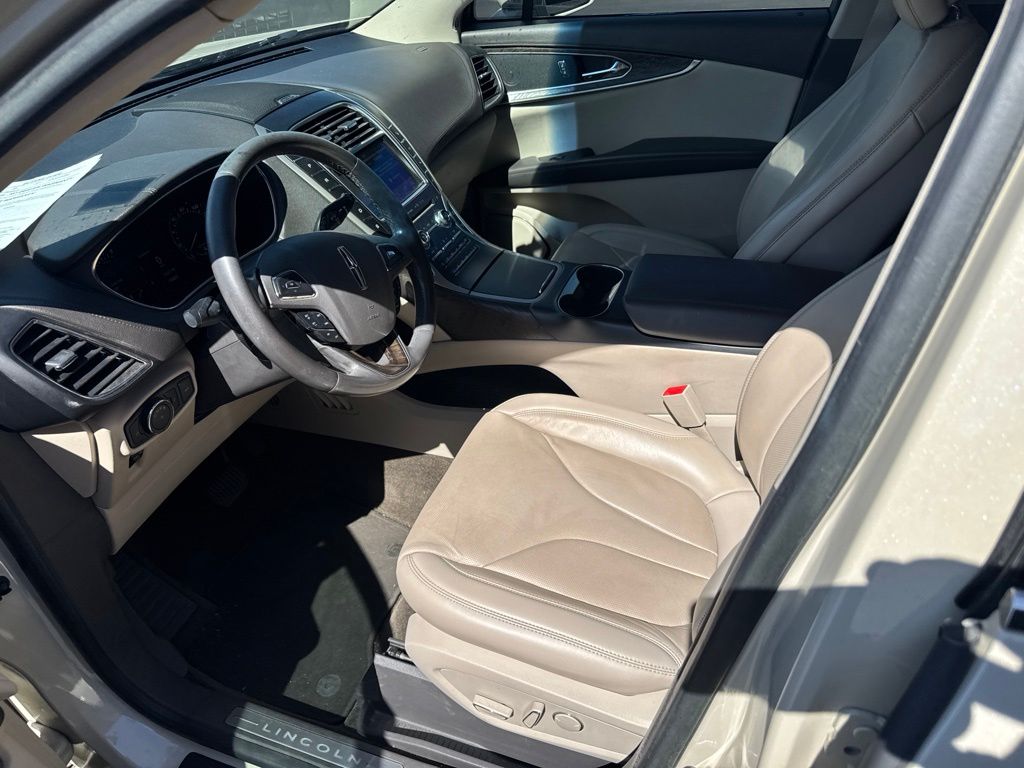 lincoln mkx 2018 2LMPJ6LP0JBL48081 image lincoln mkx 2018 2LMPJ6LP0JBL48081 image