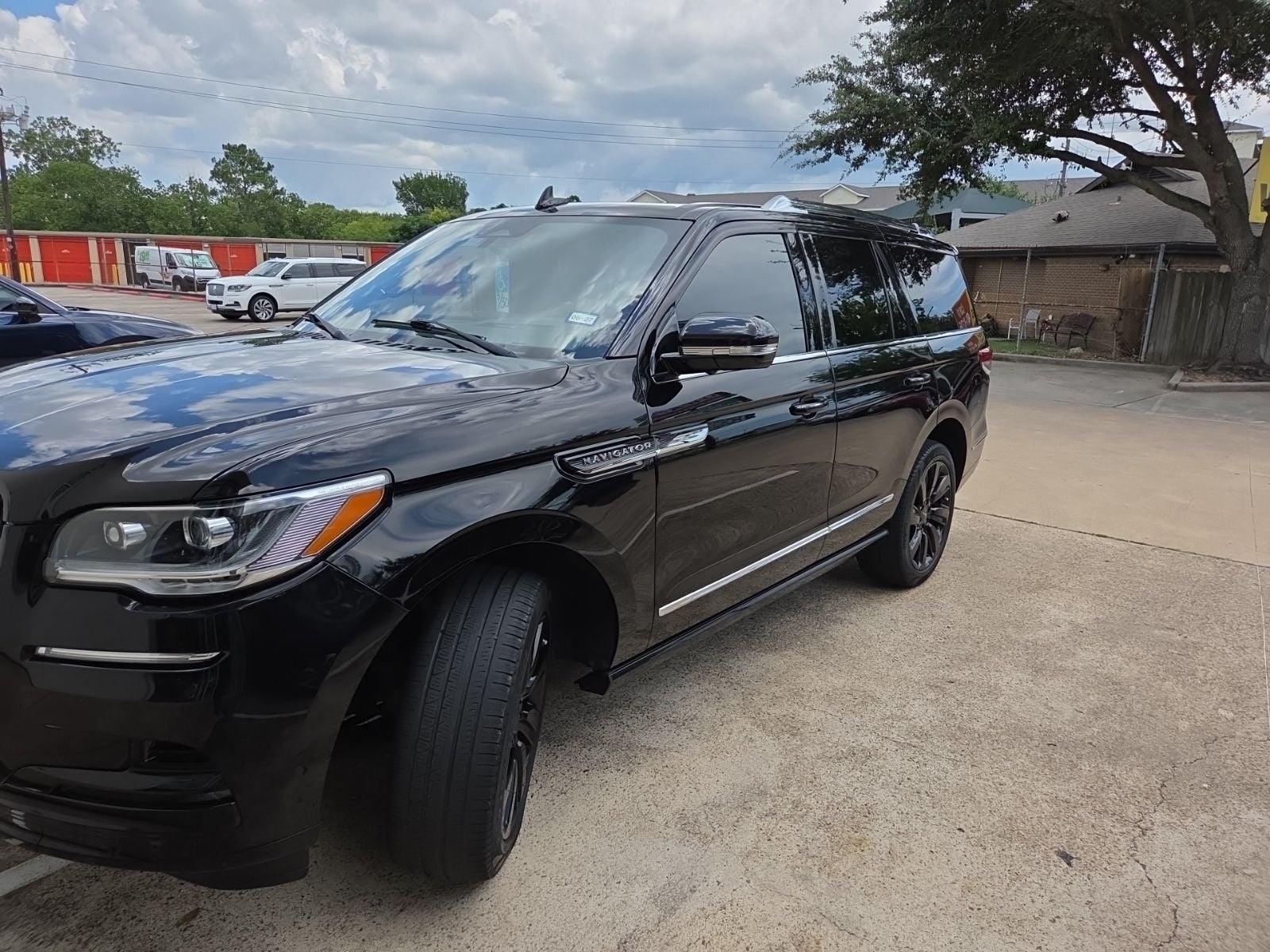 lincoln navigator 2023 5LMJJ2KG0PEL13742 image lincoln navigator 2023 5LMJJ2KG0PEL13742 image