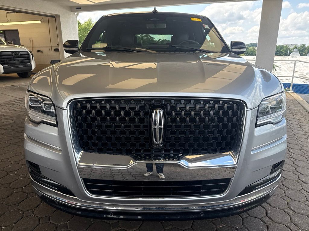 lincoln navigator 2023 5LMJJ2TG5PEL10527 image lincoln navigator 2023 5LMJJ2TG5PEL10527 image