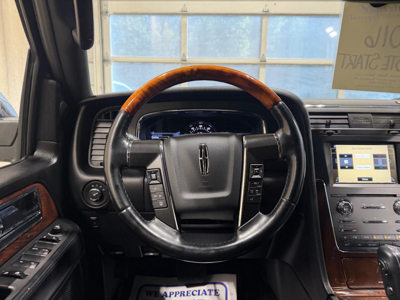 lincoln navigator 2016 5LMJJ3JTXGEL12246 image lincoln navigator 2016 5LMJJ3JTXGEL12246 image