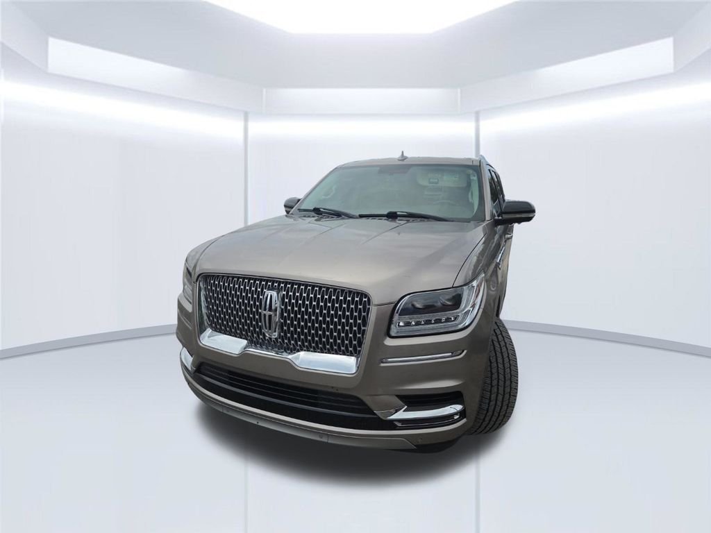 lincoln navigator 2019 5LMJJ3HTXKEL17123 image lincoln navigator 2019 5LMJJ3HTXKEL17123 image