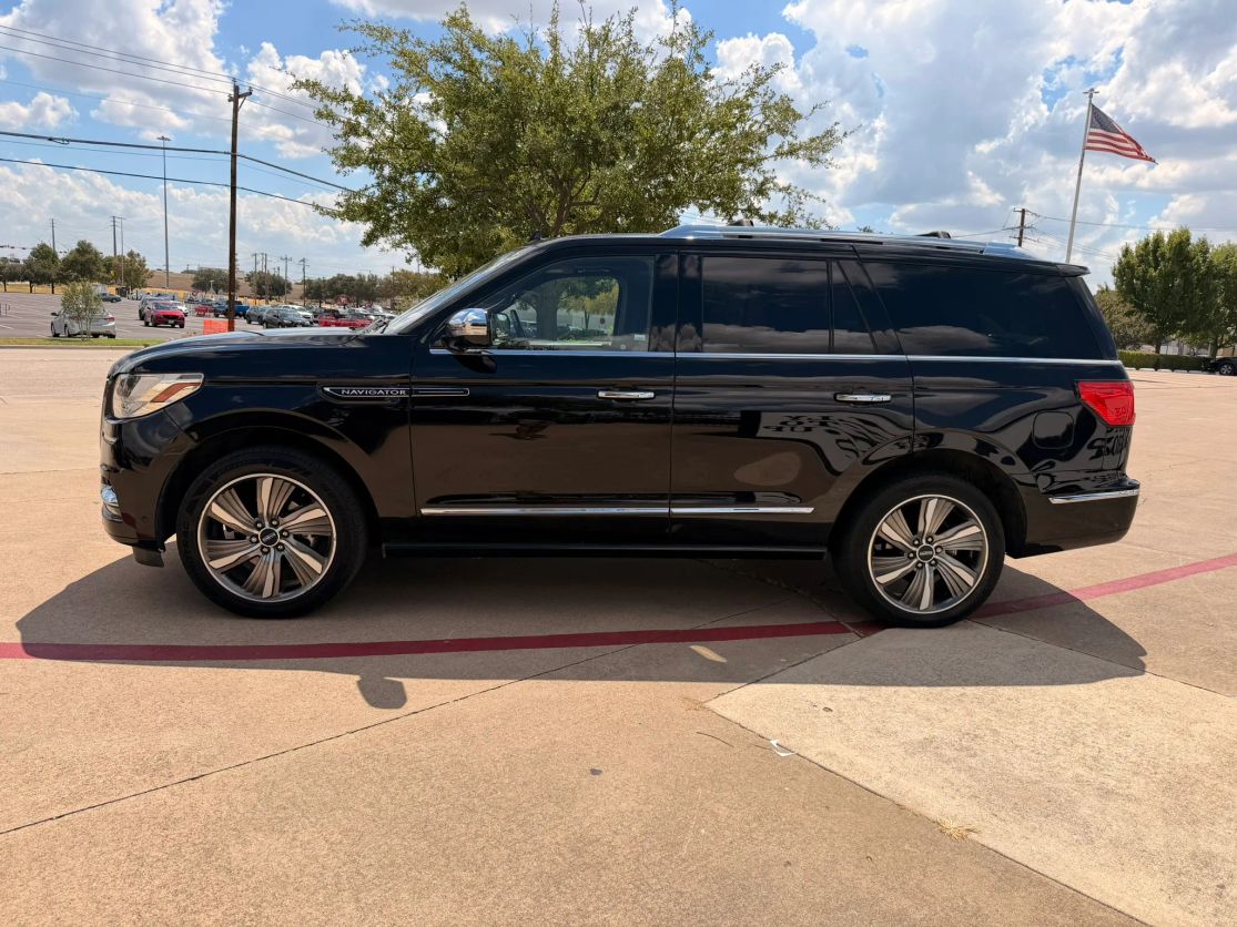 lincoln navigator 2019 5LMJJ2TT3KEL01055 image lincoln navigator 2019 5LMJJ2TT3KEL01055 image