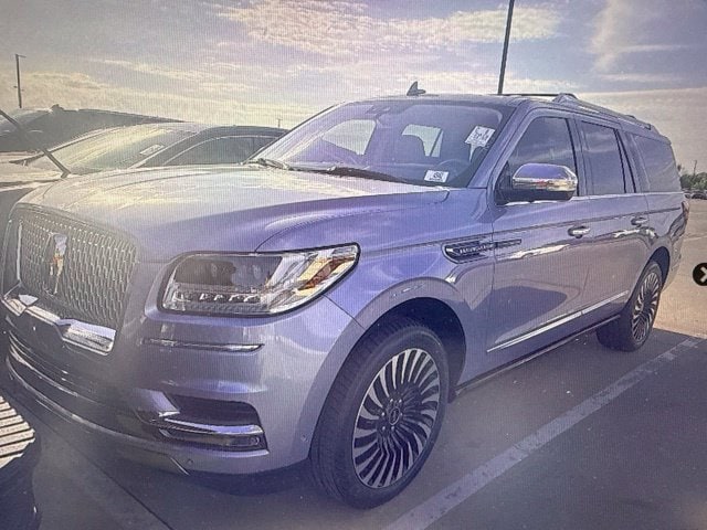 lincoln navigator 2019 5LMJJ3TT0KEL20104 image lincoln navigator 2019 5LMJJ3TT0KEL20104 image