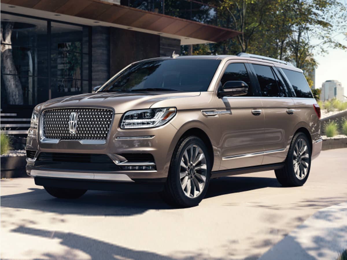 lincoln navigator 2019 5LMJJ2HT3KEL05857 image lincoln navigator 2019 5LMJJ2HT3KEL05857 image