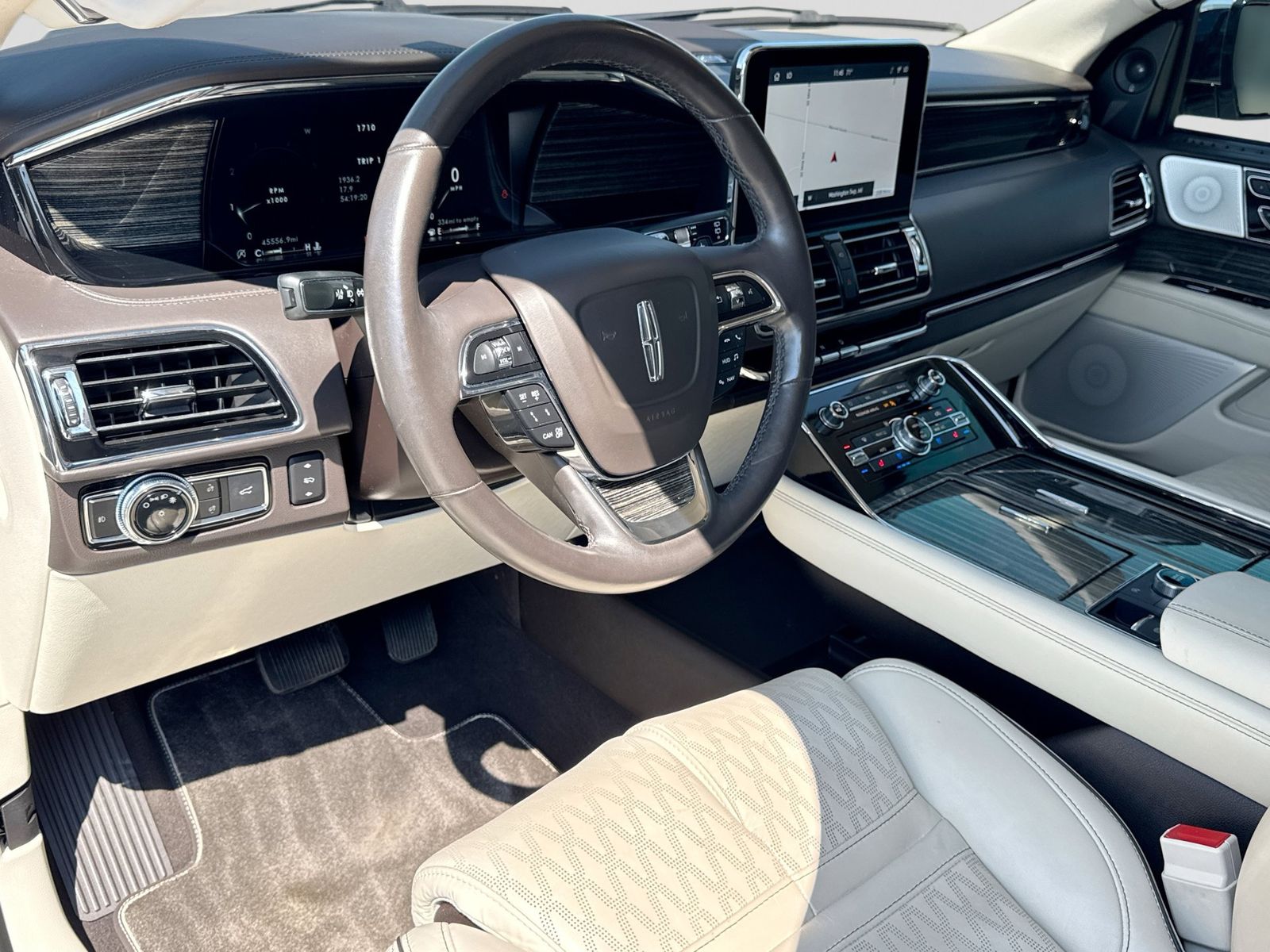 lincoln navigator 2021 5LMJJ2TT4MEL03688 image lincoln navigator 2021 5LMJJ2TT4MEL03688 image