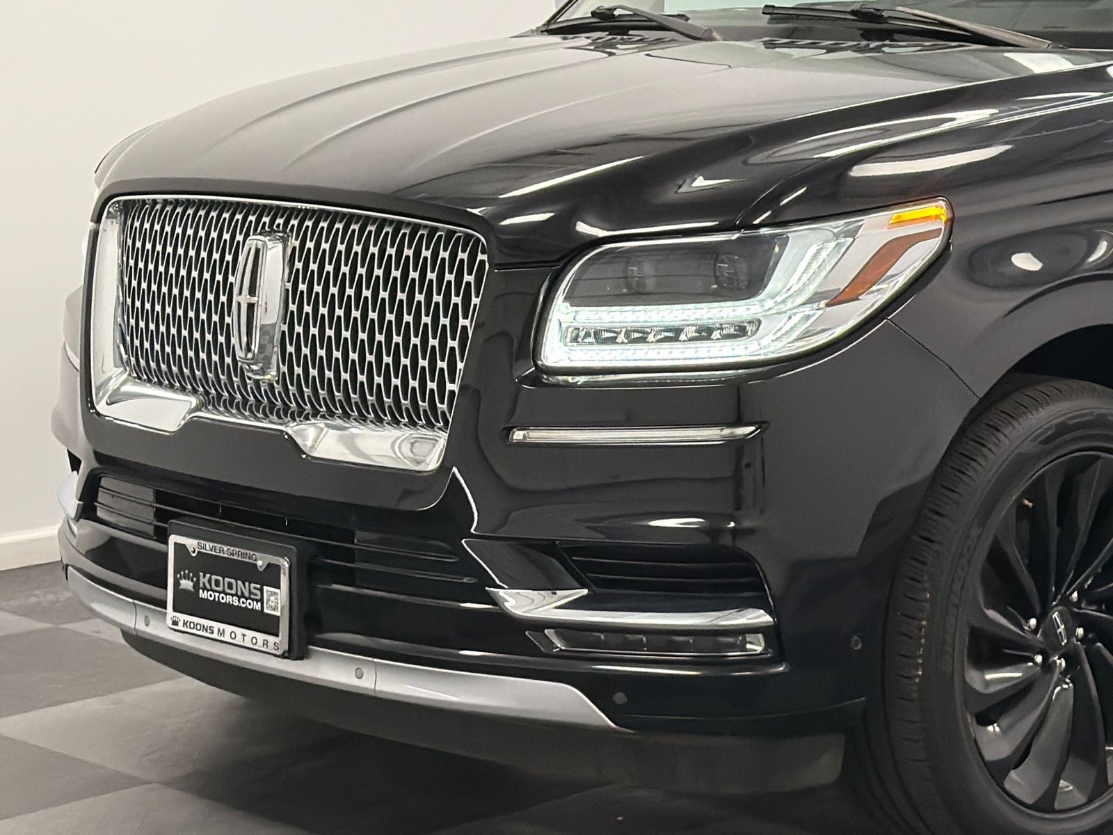 lincoln navigator 2021 5LMJJ2TTXMEL15392 image lincoln navigator 2021 5LMJJ2TTXMEL15392 image