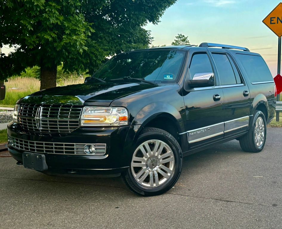 lincoln navigator 2012 5LMJJ3H57CEL06146 image lincoln navigator 2012 5LMJJ3H57CEL06146 image