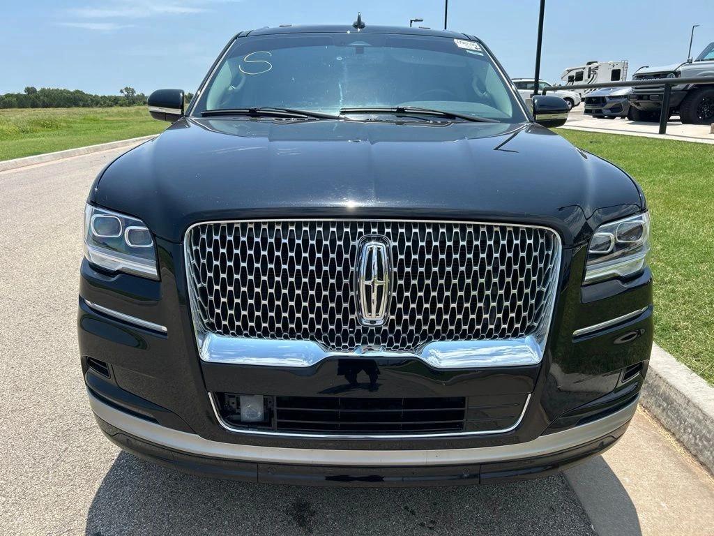 lincoln navigator 2024 5LMJJ2NG2REL11246 image lincoln navigator 2024 5LMJJ2NG2REL11246 image