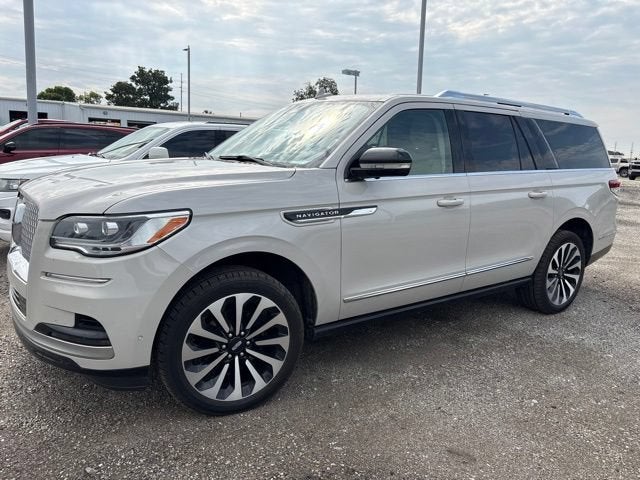 lincoln navigator 2024 5LMJJ3LG8REL07386 image lincoln navigator 2024 5LMJJ3LG8REL07386 image