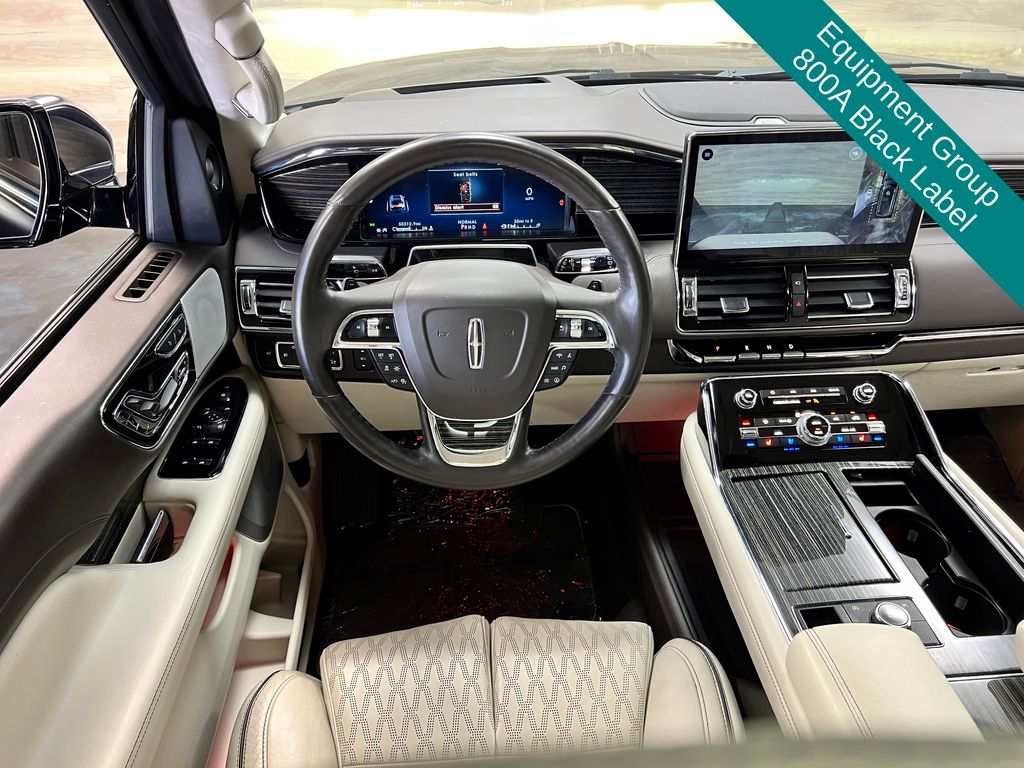 lincoln navigator 2024 5LMJJ2TG1REL06039 image lincoln navigator 2024 5LMJJ2TG1REL06039 image