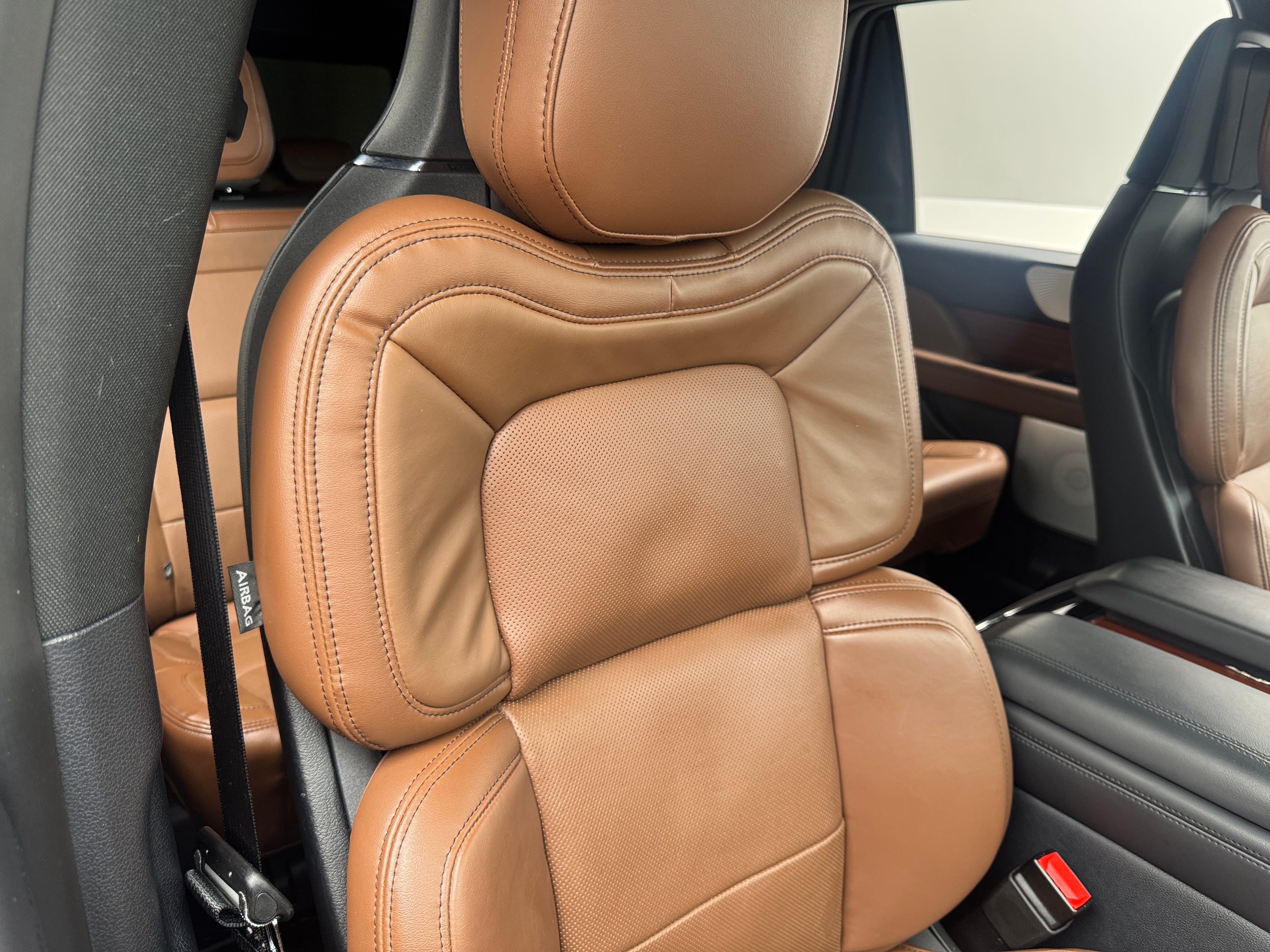 lincoln navigator 2024 5LMJJ3LG1REL14423 image lincoln navigator 2024 5LMJJ3LG1REL14423 image