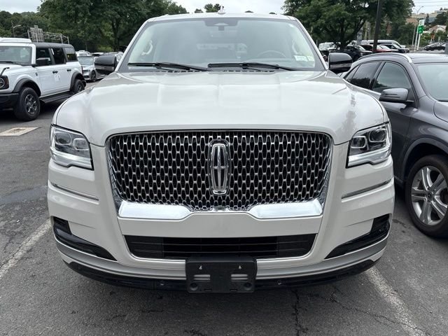 lincoln navigator 2024 5LMJJ3LG8REL15875 image lincoln navigator 2024 5LMJJ3LG8REL15875 image