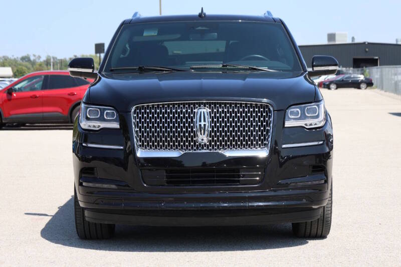 lincoln navigator 2024 5LMJJ3NG7REL21633 image lincoln navigator 2024 5LMJJ3NG7REL21633 image