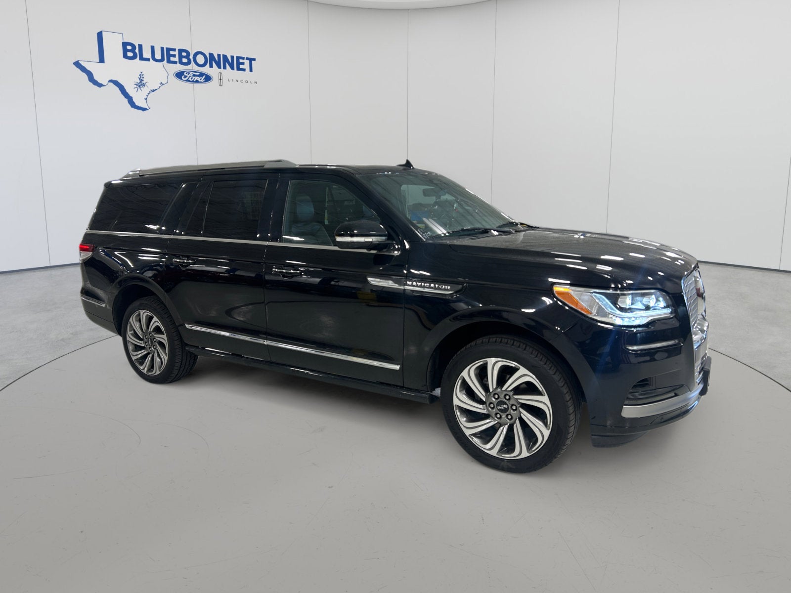 lincoln navigator 2024 5LMJJ3NGXREL04244 image lincoln navigator 2024 5LMJJ3NGXREL04244 image