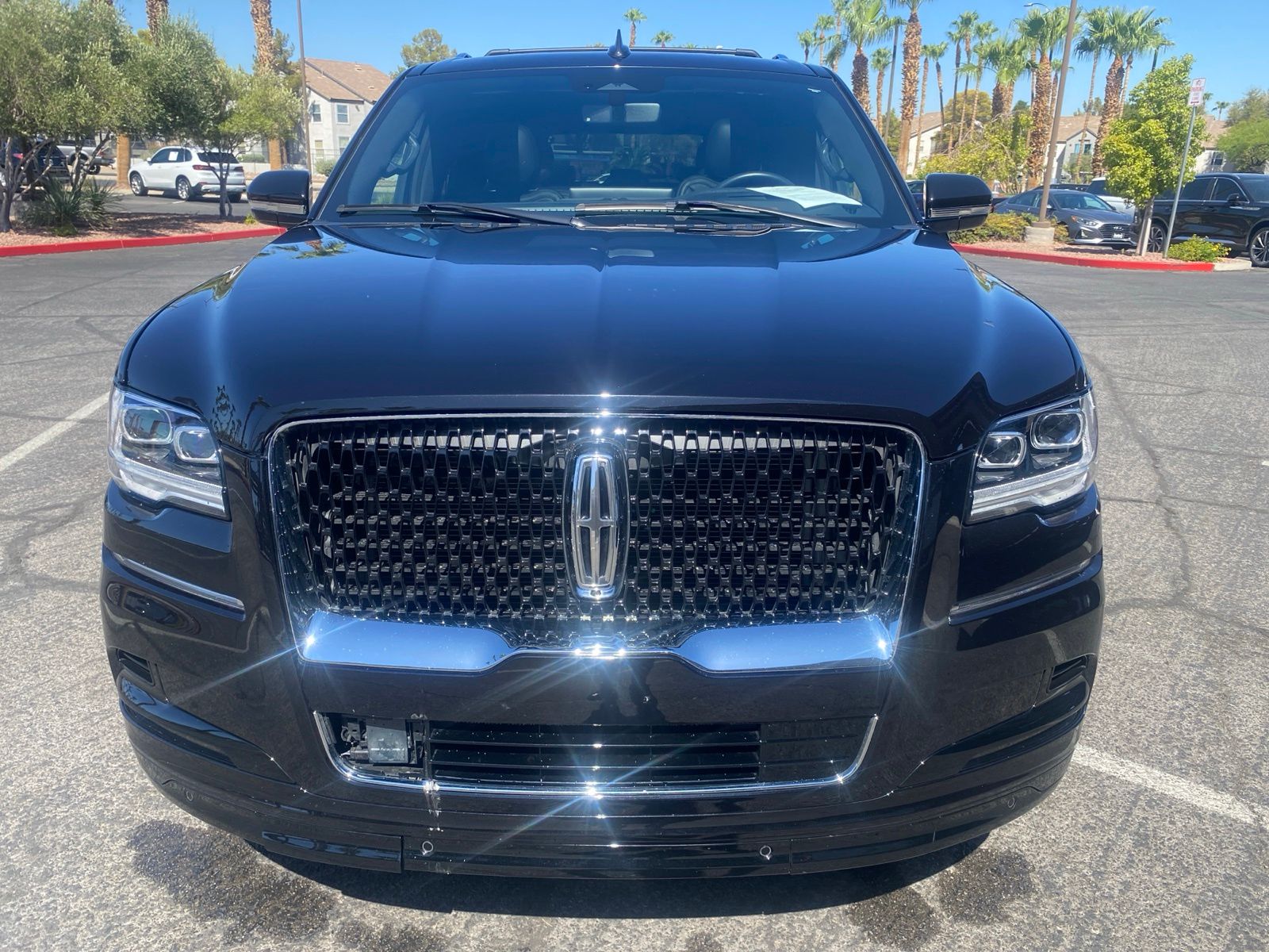 lincoln navigator 2024 5LMJJ3LG8REL03242 image lincoln navigator 2024 5LMJJ3LG8REL03242 image