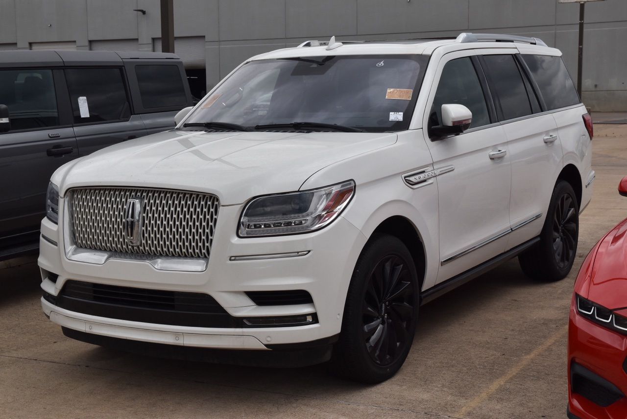 lincoln navigator 2020 5LMJJ2KT6LEL03501 image lincoln navigator 2020 5LMJJ2KT6LEL03501 image
