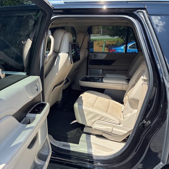 lincoln navigator 2020 5LMJJ3KT2LEL23606 image lincoln navigator 2020 5LMJJ3KT2LEL23606 image