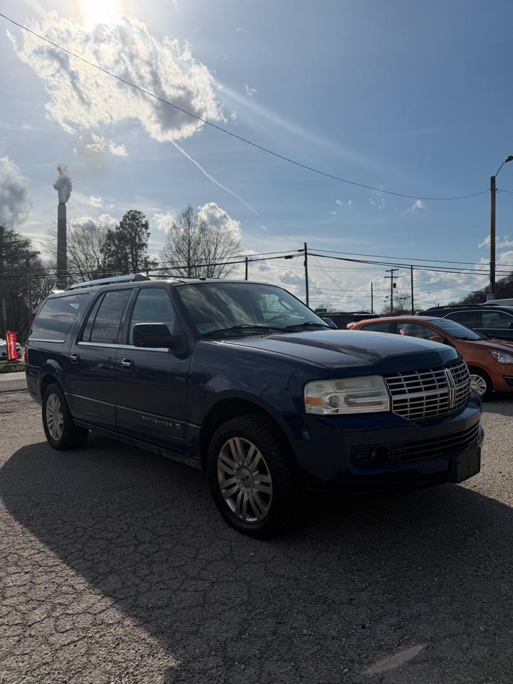 lincoln navigator 2011 5LMJJ3J58BEJ03095 image lincoln navigator 2011 5LMJJ3J58BEJ03095 image