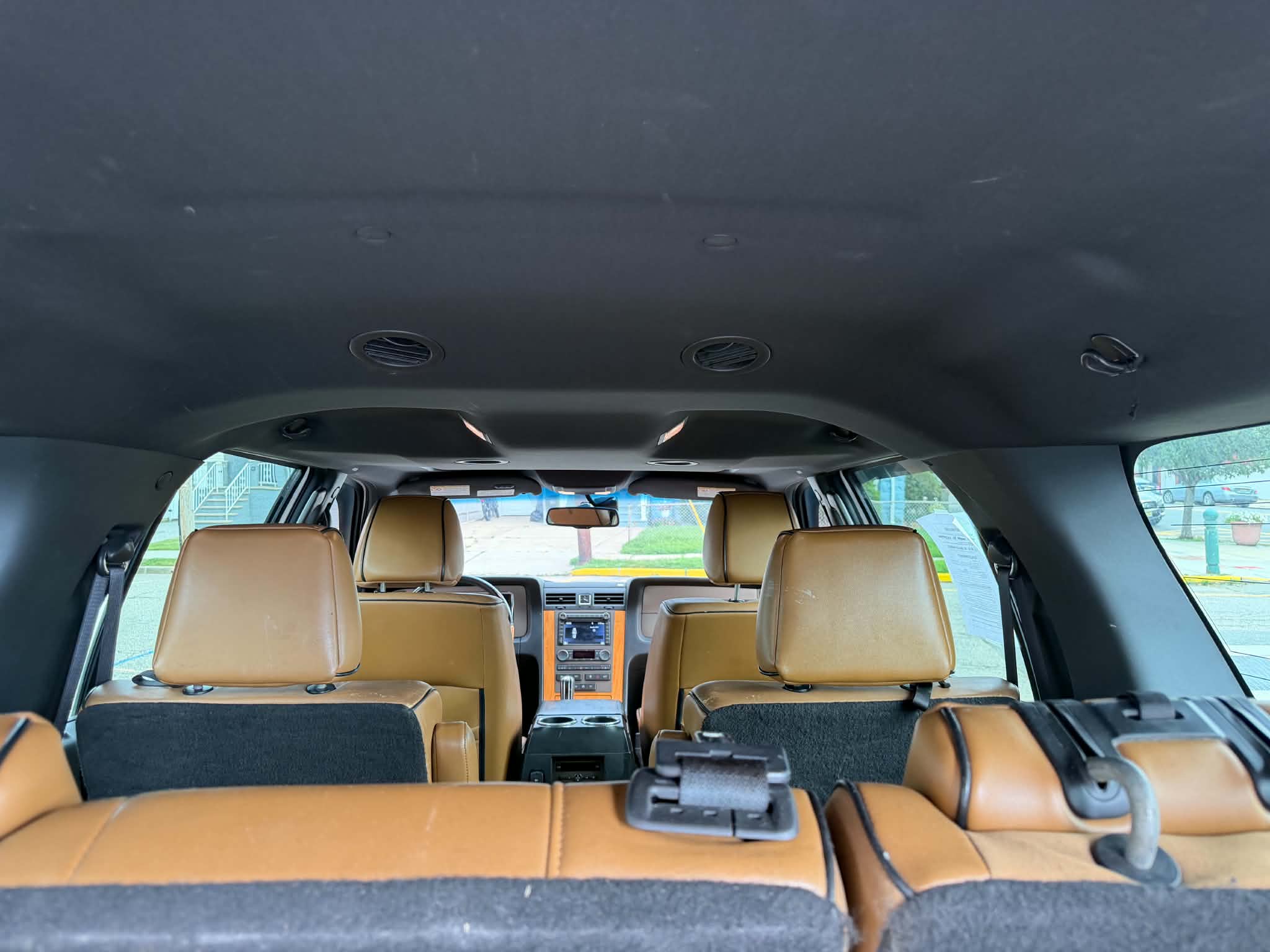 lincoln navigator 2011 5LMJJ3J58BEJ02688 image lincoln navigator 2011 5LMJJ3J58BEJ02688 image